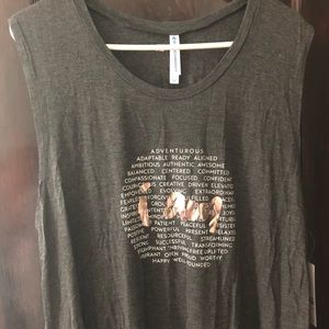 NWT - Grey I AM T-shirt - XL